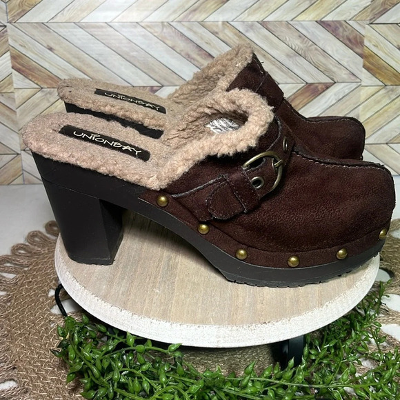 Unionbay Y2K Studded Suede Vintage Clogs Heeled Slip On Brown Sherpa Lined - Picture 1 of 8